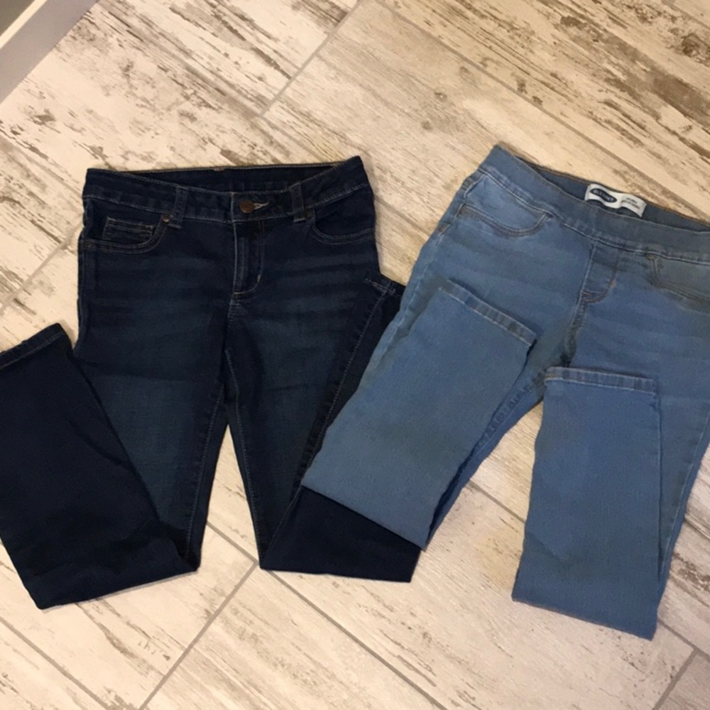 Set of two girls size 8 pants